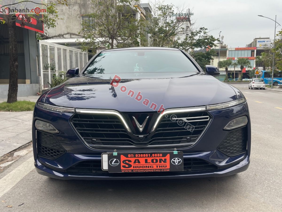 VinFast Lux A 2.0 Tiêu chuẩn 2022