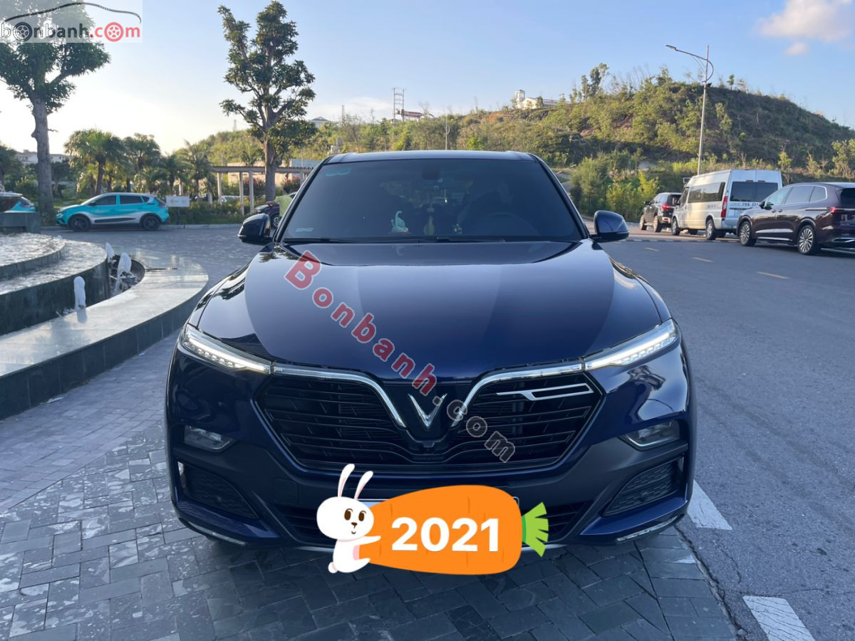 VinFast Lux SA 2.0 Base 2.0 AT 2021